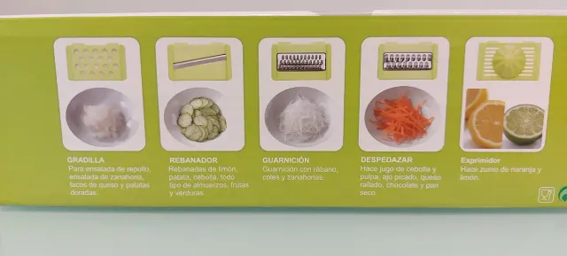 Mandolina Cocina con accesorios.