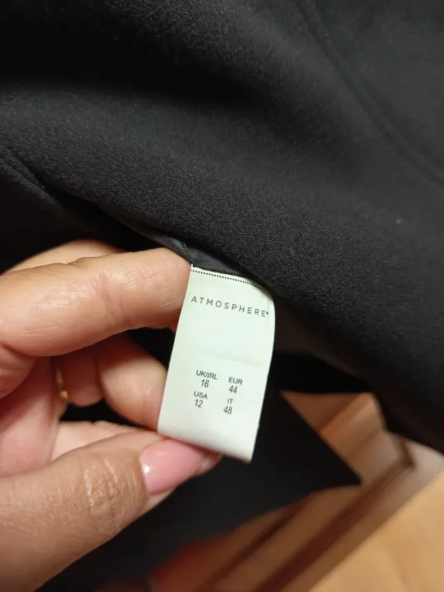 Abrigo negro mujer Atmosphere talla 16
