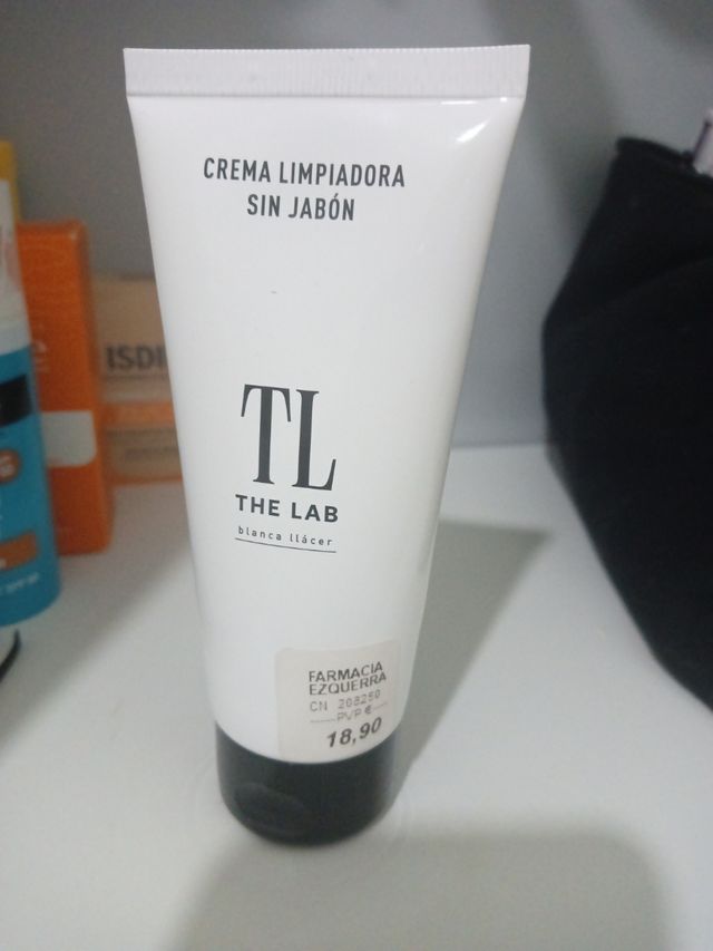Crema limpiadora sin jabón facial nueva