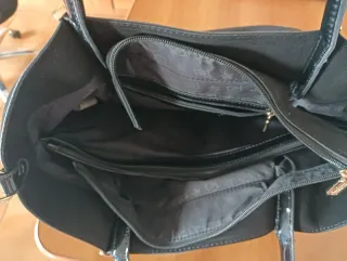 Borsa Primadonna camoscio nera con dettagli oro