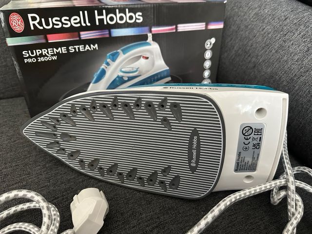 Ferro da stiro Russell Hobbs Supreme Steam PRO 2600W
