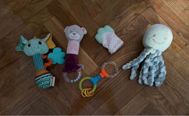 LOTE JUGUETES 3 - 12 MESES