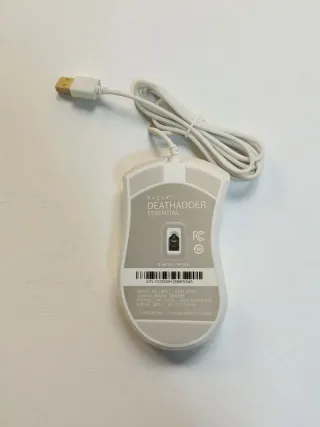 Mouse Razer Deathadder Essential Bianco