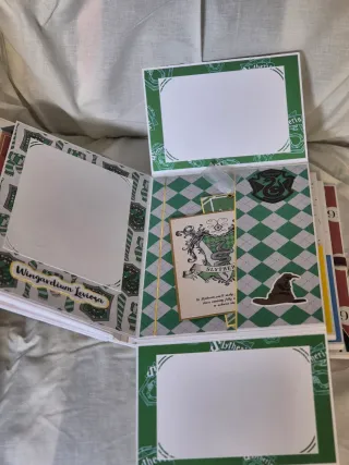 Álbum Scrapbook Harry Potter 4 Casas G,S,H,R.