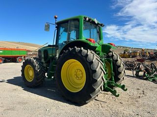 Tractor John Deere 6820