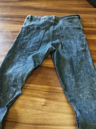 Pantalón pitillo hombre azul