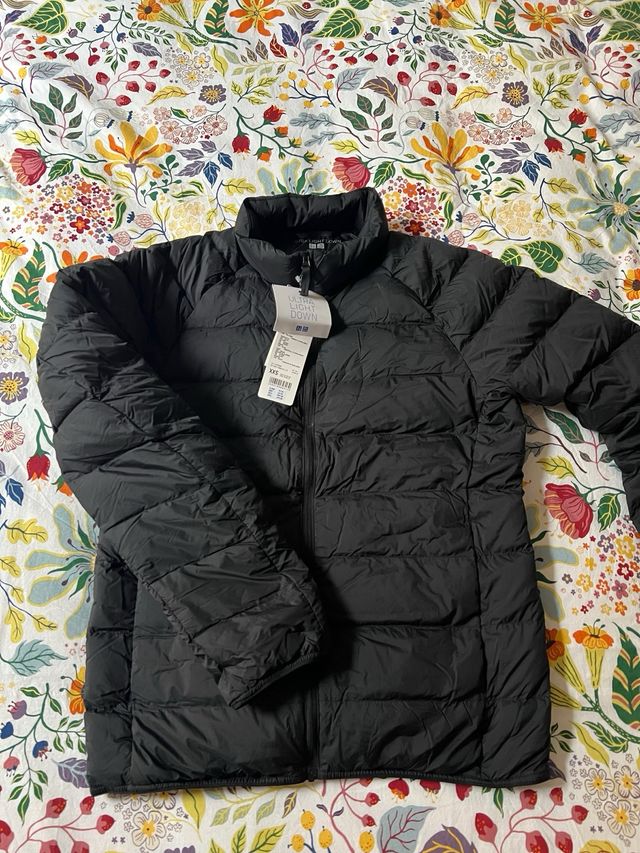 Chaqueta Uniqlo Negra Plumas