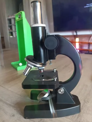 Microscopio Vixen SC-700 (50x–700x) – nuevo