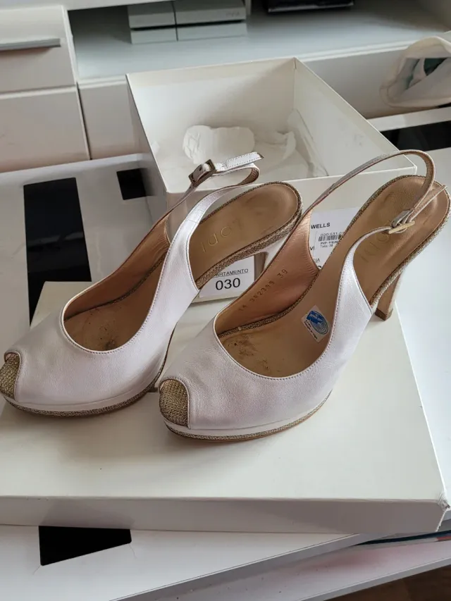 Zapatos de novia LODI WEST-WEL blancos y dorados