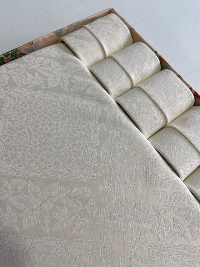 Mantelería beige 12 servicios Shima 1.50x2.50