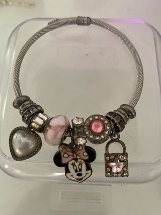 Pulsera Pandora con charms