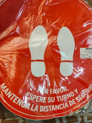 Vinilo Suelo "Espere su turno" 3 Uds
