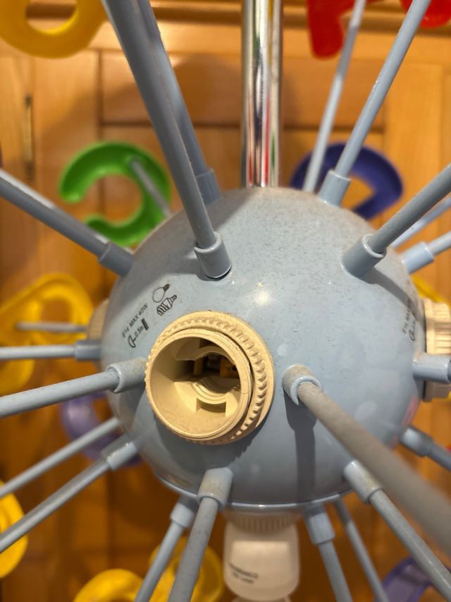 Lámpara Infantil Virus Letras Colores