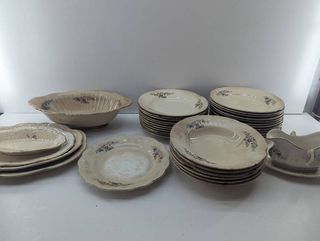 VAJILLA DE LOZA ANTIGUA