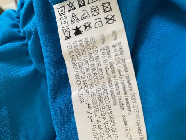 Vestido azul fruncido ajustado