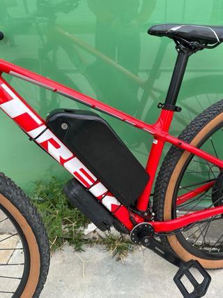 Bici Eléctrica Trek Marlin Roja