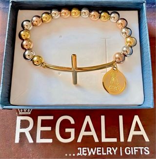 Pulsera Virgen Caridad del Cobre Acero Oro y Plata