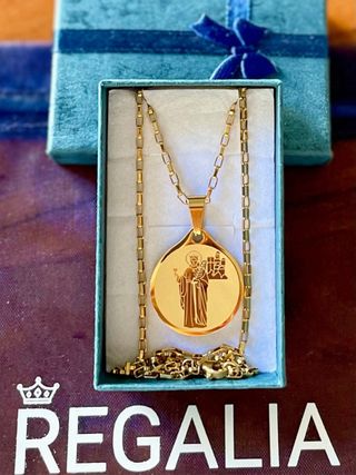 Pulsera Virgen Caridad del Cobre Acero Oro y Plata