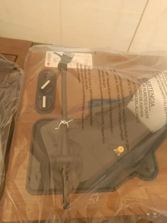 BY ONE Tocadiscos HiFi Bluetooth portátil