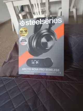 SteelSeries Arctis Nova Pro Wireless Auriculares