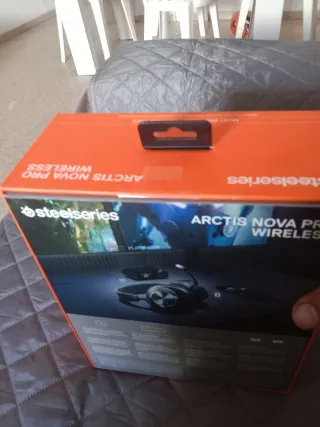 SteelSeries Arctis Nova Pro Wireless Auriculares