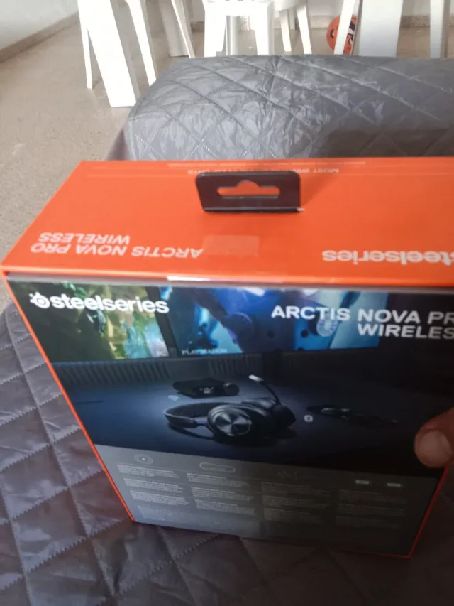 SteelSeries Arctis Nova Pro Wireless Auriculares