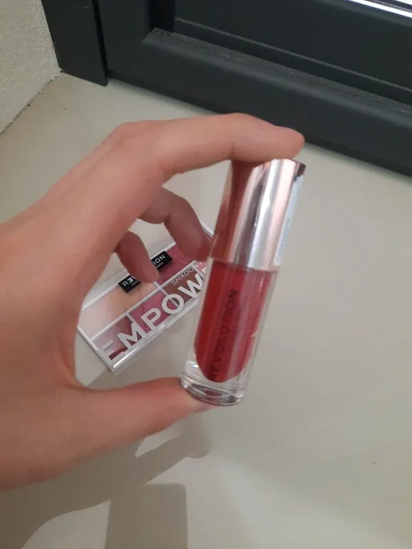 Set Revolution Ombretti e Rossetto