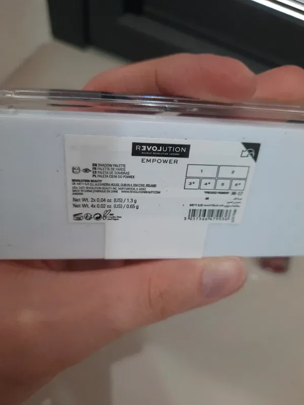 Set Revolution Ombretti e Rossetto