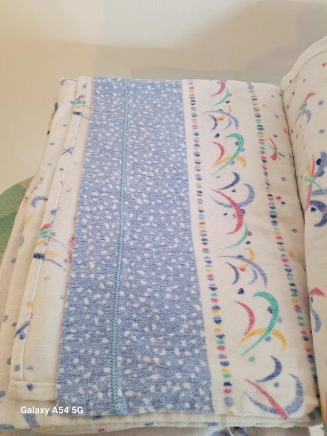 Dos juegos de sábanas franela 90cm casi nuevas