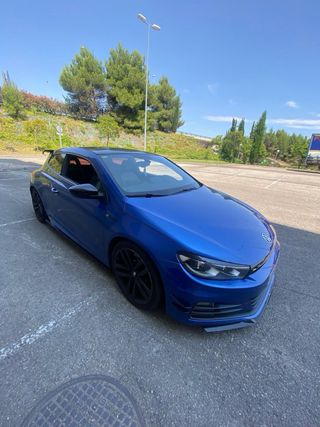 Volkswagen Scirocco R-line