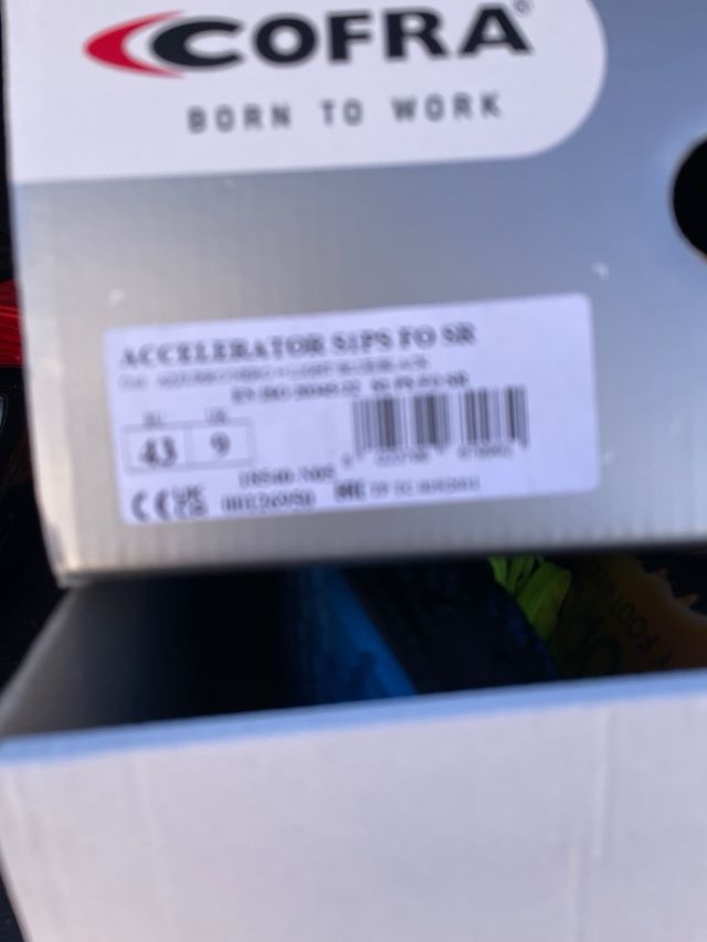 Scarpe antinfortunistiche COFRA accelerator