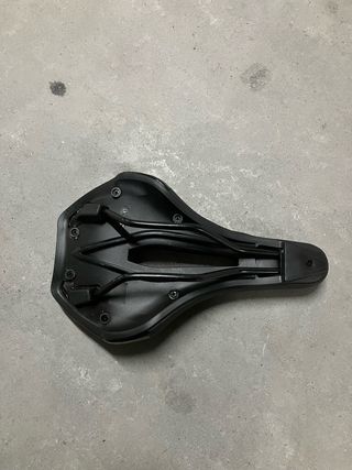 Sillín Bici Negro 250x160mm