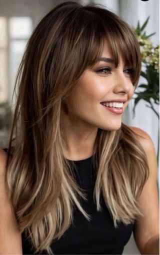 Preciosa peluca castaña y rubia aspecto natural