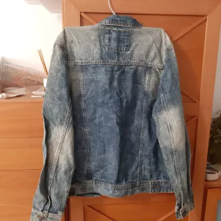 Cazadora vaquera azul sin estrenar
