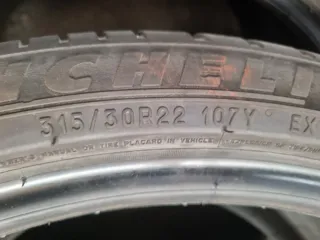 Neumático 315/30r22 107Y Michelin