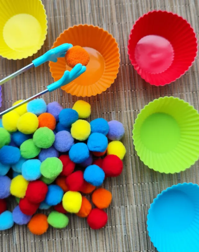 Juego de Pompones de colores