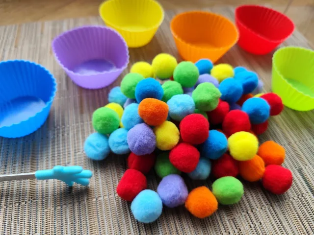 Juego de Pompones de colores