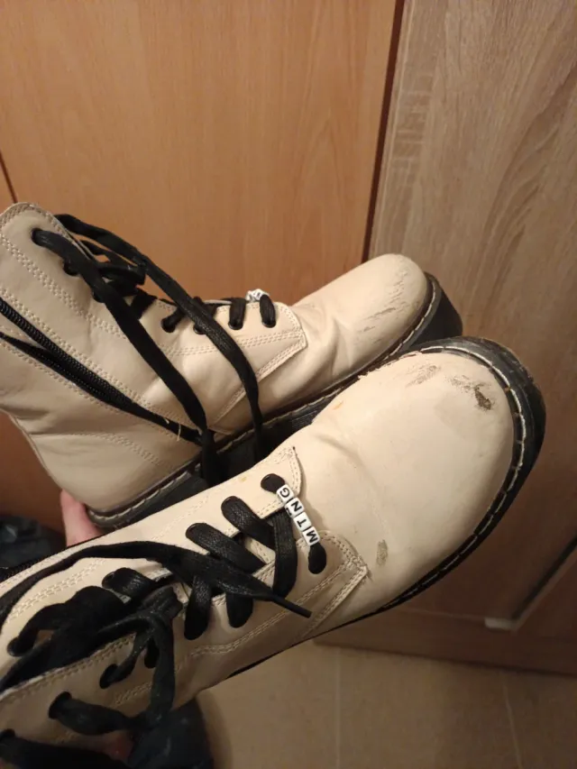 Botas Mustang niña beige talla 39