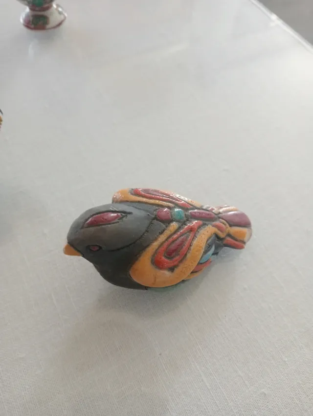 Lote de 7 cajitas y copas de cerámica decoradas