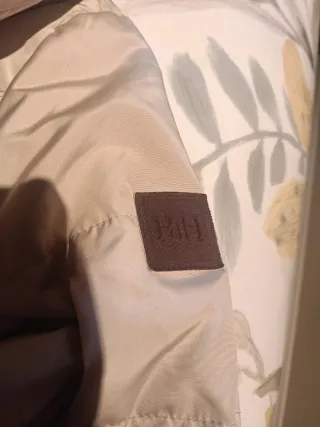 Chaquetón PH beige con cinturón y pelo