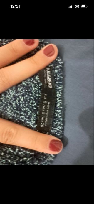 Vestido azul con escote en espalda