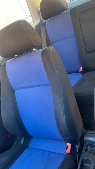 Volkswagen Golf 2004