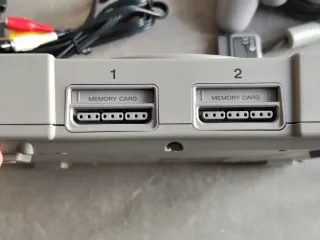 PlayStation 1 Sony Grigia Completa di accessori