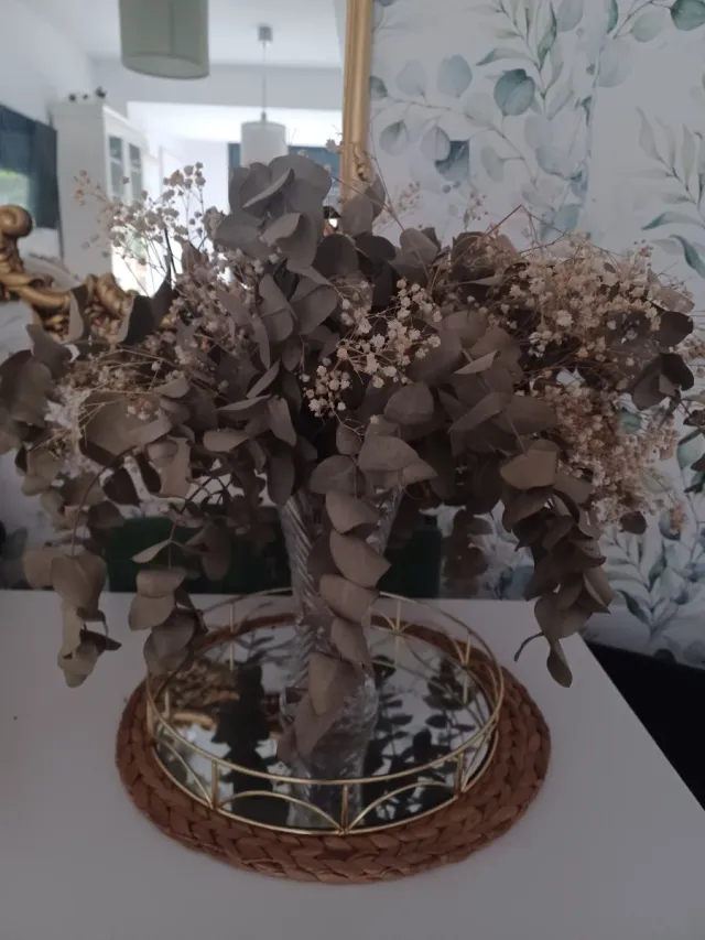 Centro de mesa flores secas eucalipto y paniculata