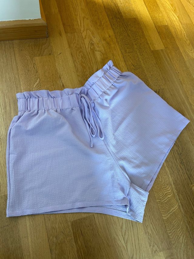Pantalón corto lila