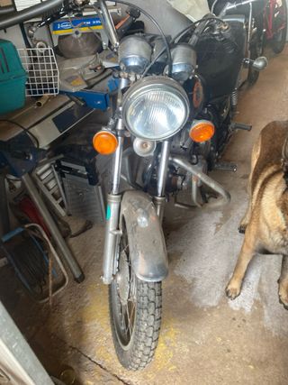 Yamaha 250 Especial Moto
