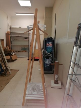 Perchero expositor ropa bambú