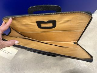 Cartera portadocumentos piel vintage negra