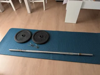 Kit Decathlon pesas barra 1,20 m + dos discos 10kg