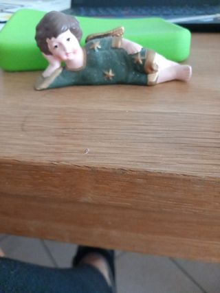 Angelo in ceramica blu e oro